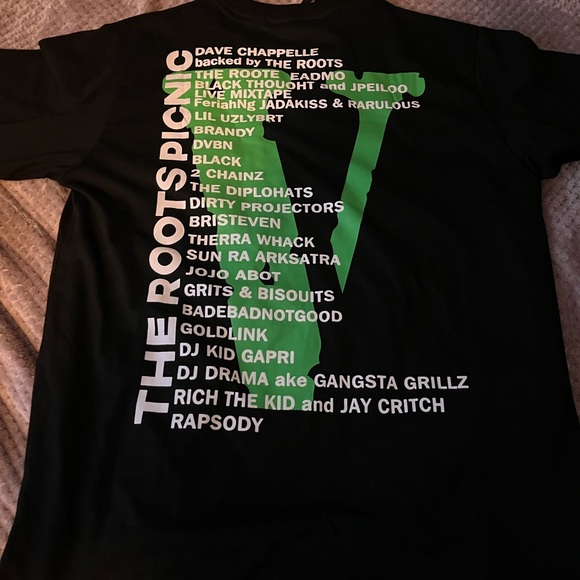 VLONE Roots Picnic Tee shirt - Picture 2 of 2